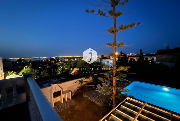 Tweedehands - Villa -
Los Balcones - Costa Blanca