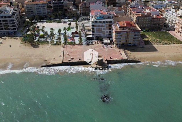 Tweedehands - Appartement / flat -
Torrevieja - La Mata