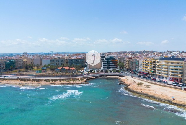 Tweedehands - Appartement / flat -
Torrevieja - Playa del Cura