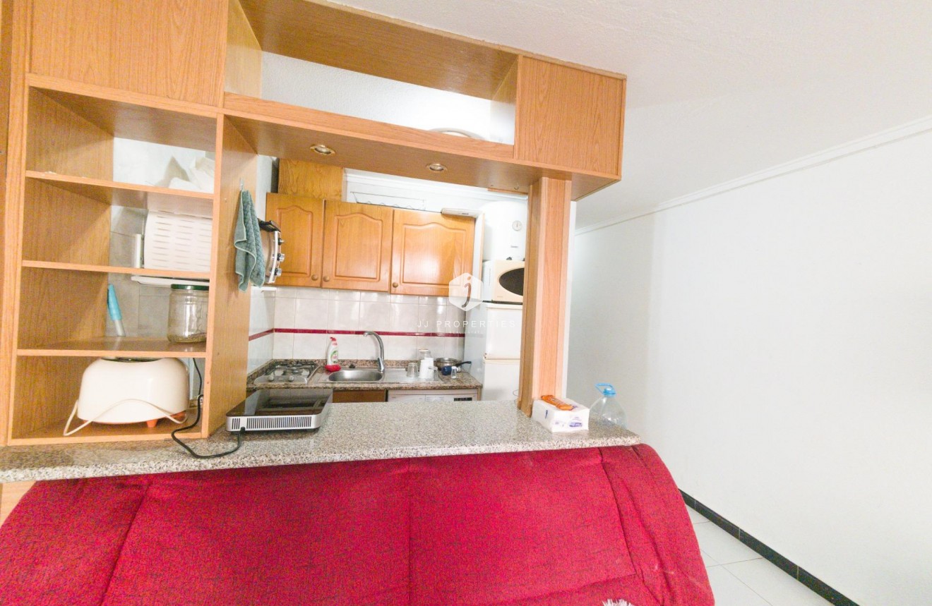 Tweedehands - Appartement / flat -
Torrevieja - Playa del Cura