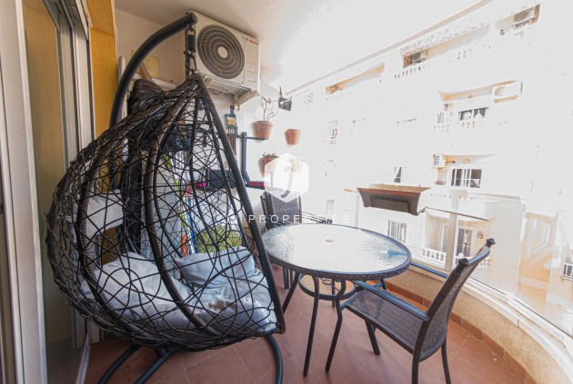 Tweedehands - Appartement / flat -
Torrevieja - Cala Del Palangre