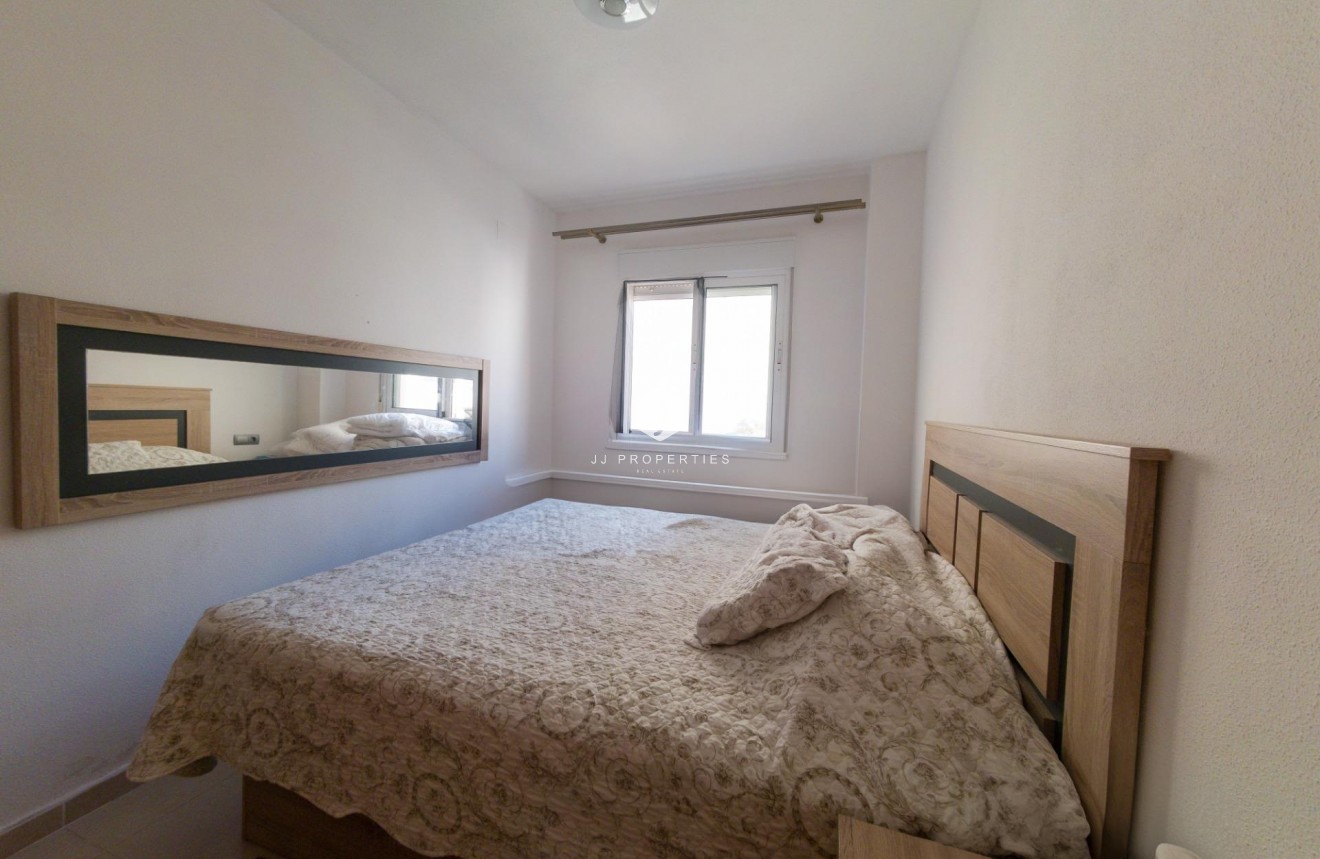 Tweedehands - Appartement / flat -
Torrevieja - Cala Del Palangre