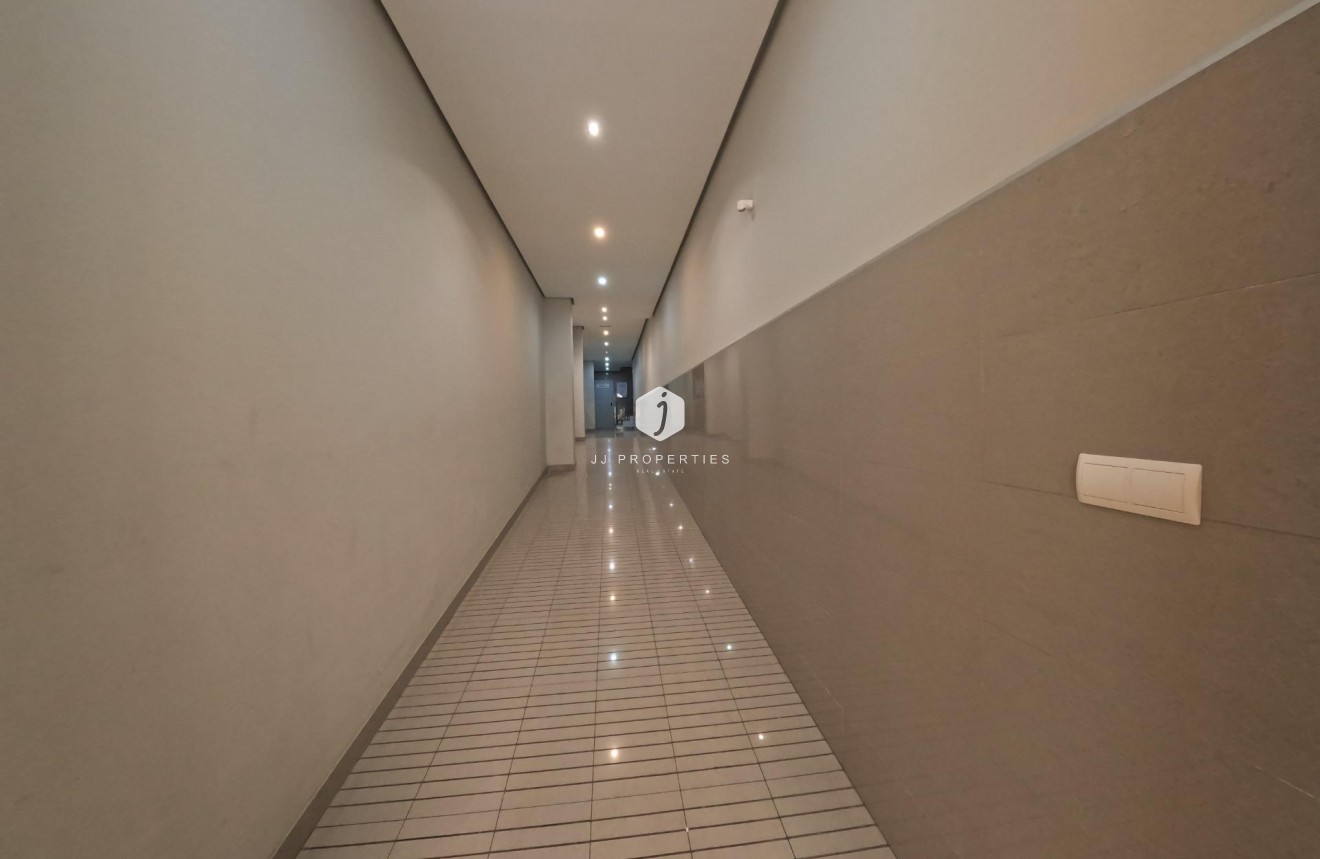 Tweedehands - Appartement / flat -
Torrevieja - Cala Del Palangre