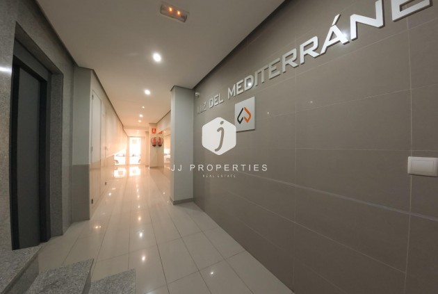 Tweedehands - Appartement / flat -
Torrevieja - Cala Del Palangre