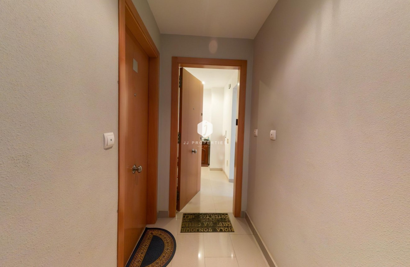 Tweedehands - Appartement / flat -
Torrevieja - Cala Del Palangre
