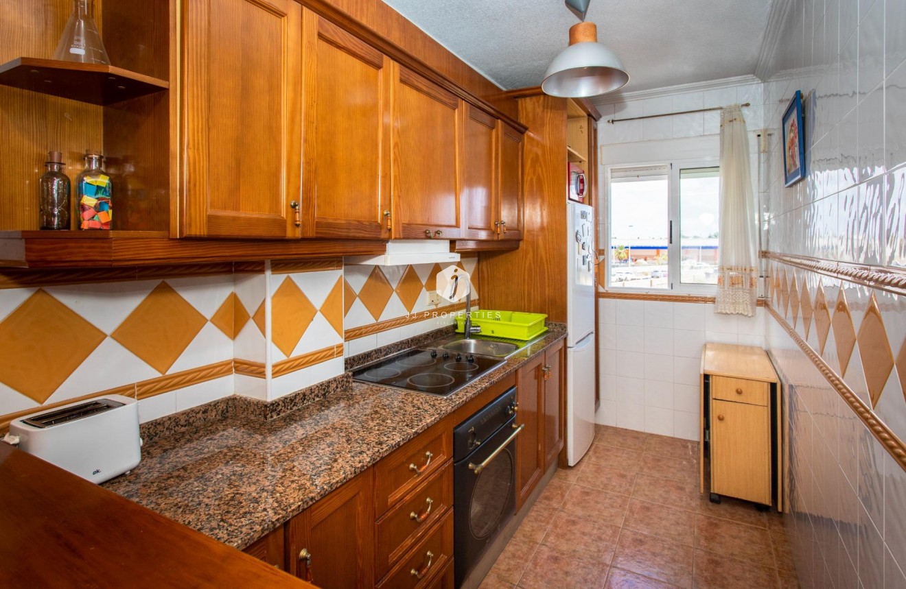 Tweedehands - Bungalow -
Orihuela Costa - Punta Prima