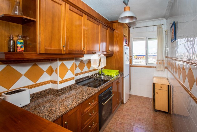 Tweedehands - Bungalow -
Orihuela Costa - Punta Prima