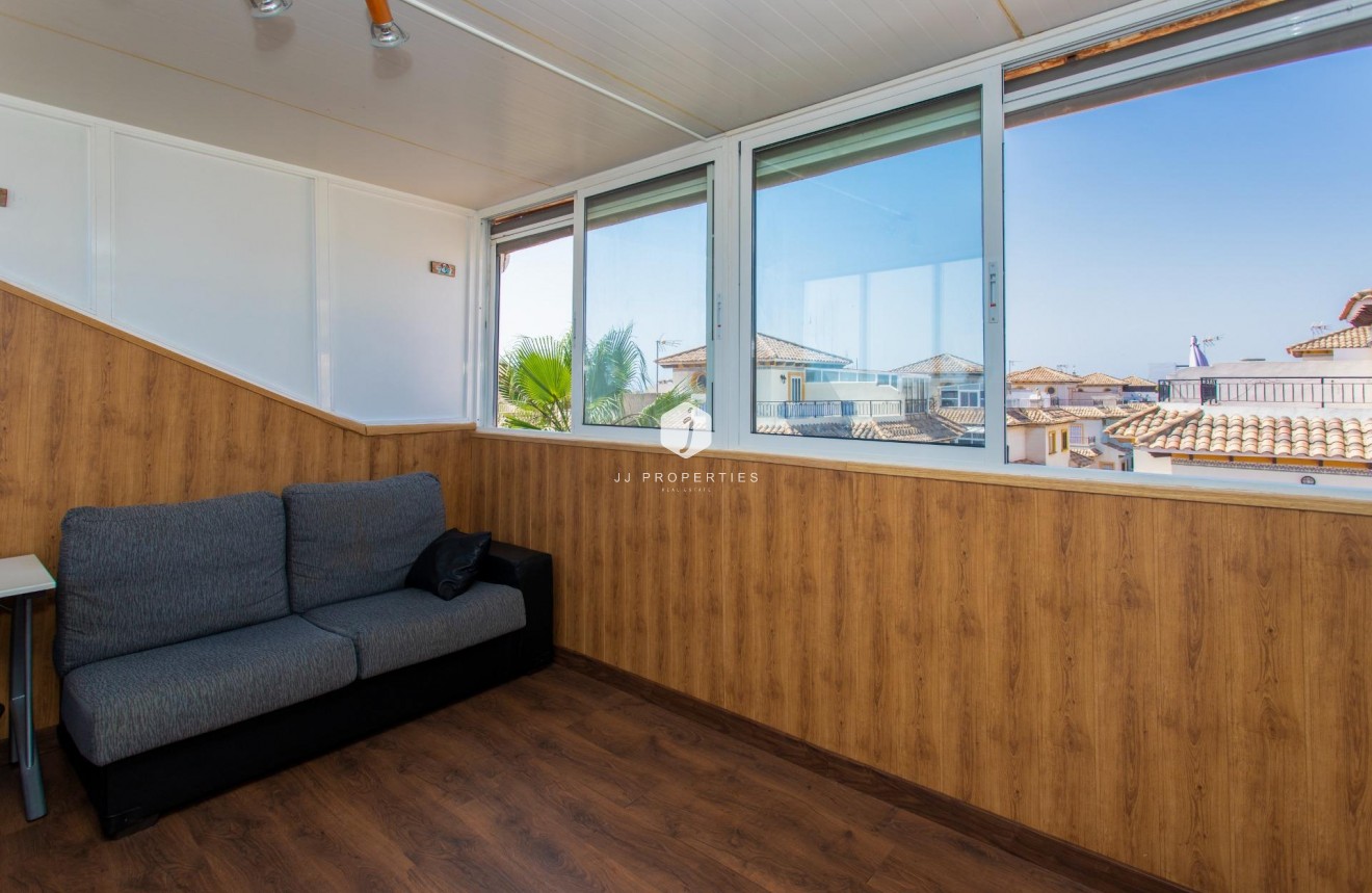 Tweedehands - Bungalow -
Orihuela Costa - Punta Prima