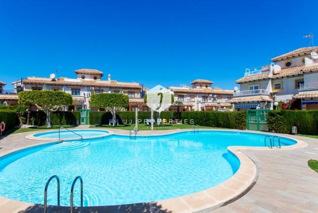 Tweedehands - Bungalow -
Orihuela Costa - Punta Prima