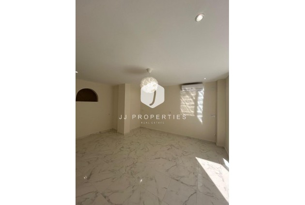 Tweedehands - Appartement / flat -
Torrevieja - Centro