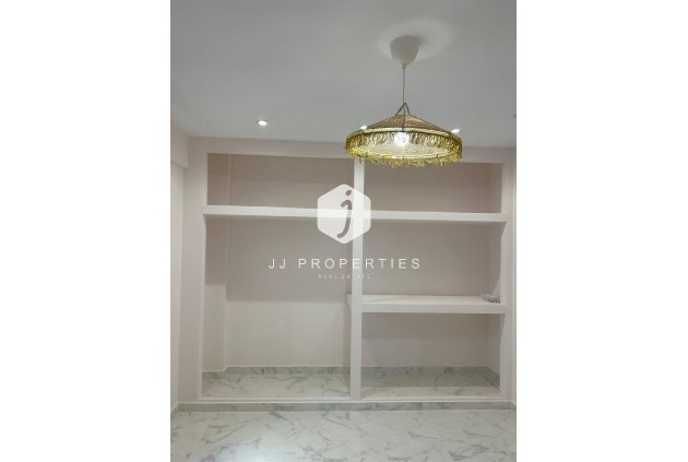 Tweedehands - Appartement / flat -
Torrevieja - Centro