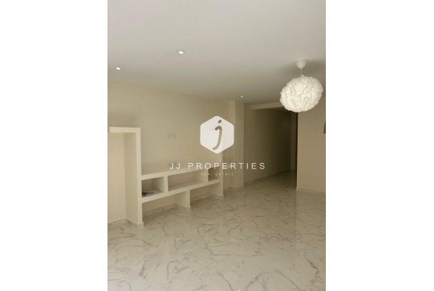 Tweedehands - Appartement / flat -
Torrevieja - Centro