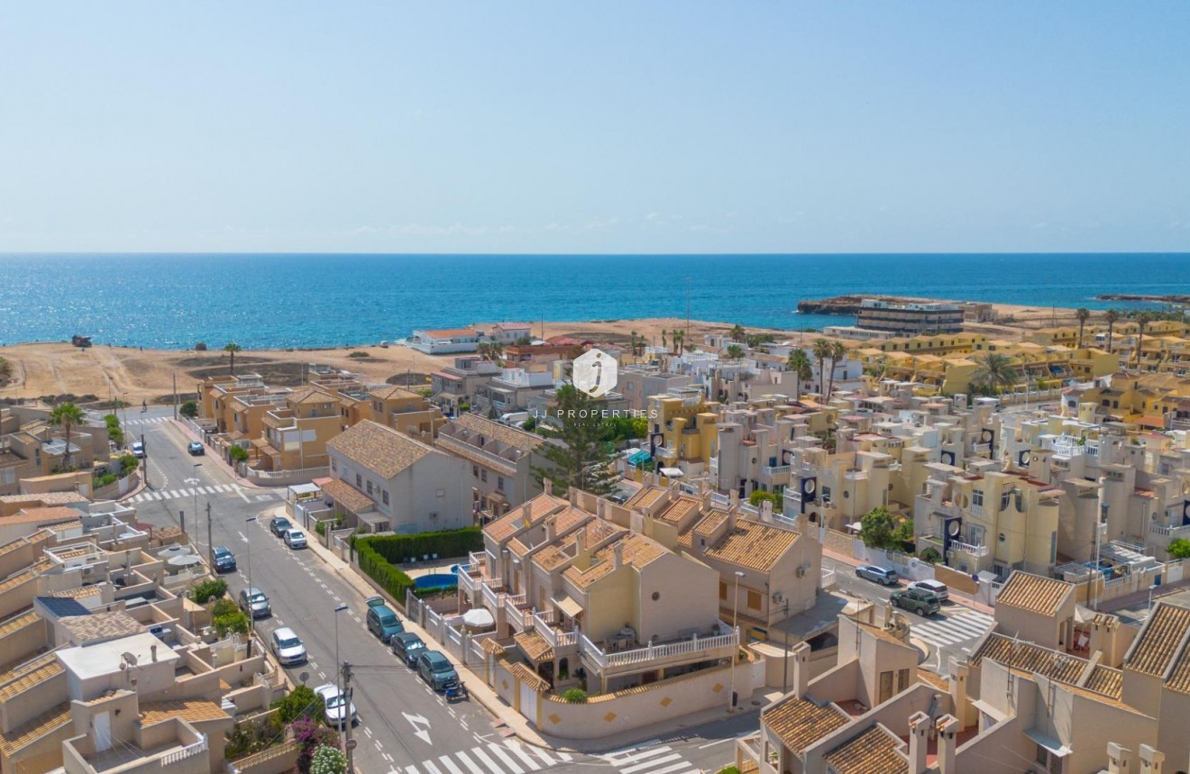 Tweedehands - Chalet -
Torrevieja - Los Frutales