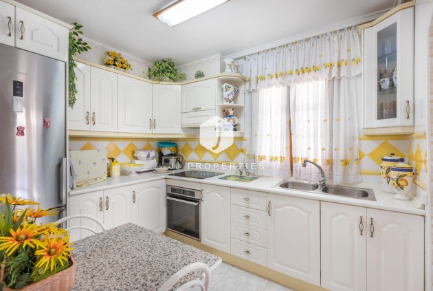 Tweedehands - Chalet -
Torrevieja - Los Frutales