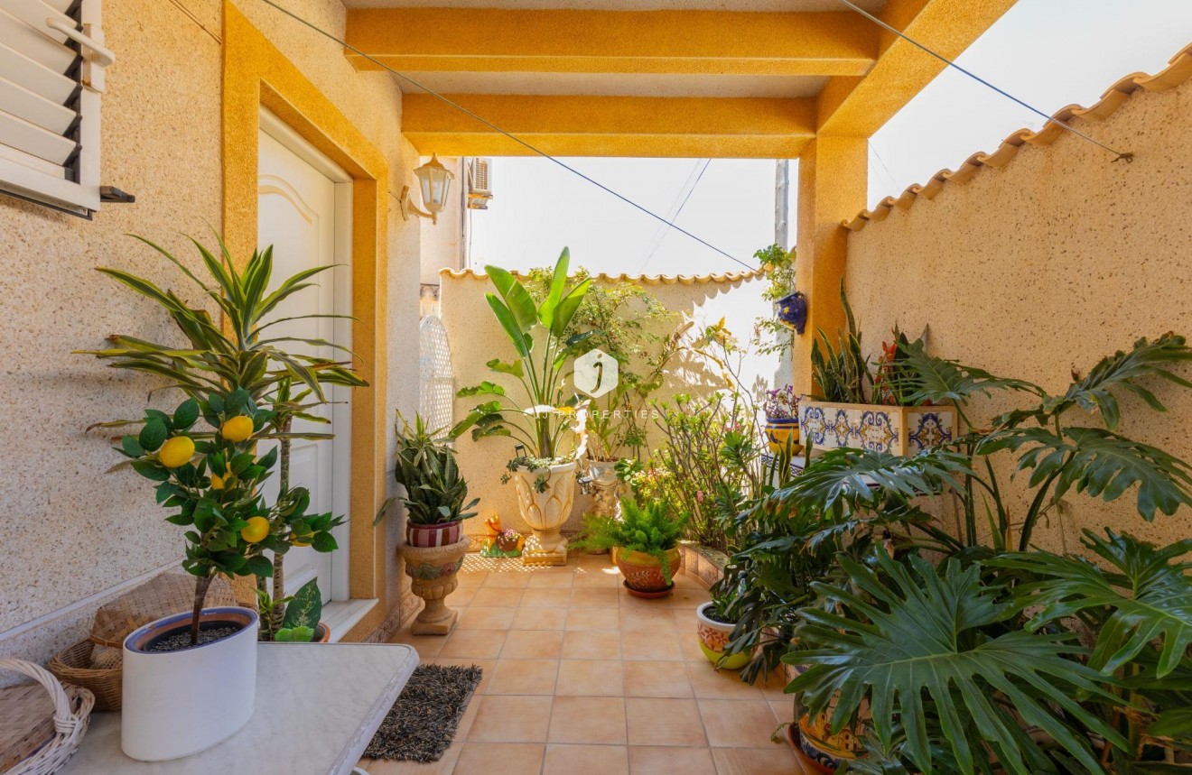 Tweedehands - Chalet -
Torrevieja - Los Frutales