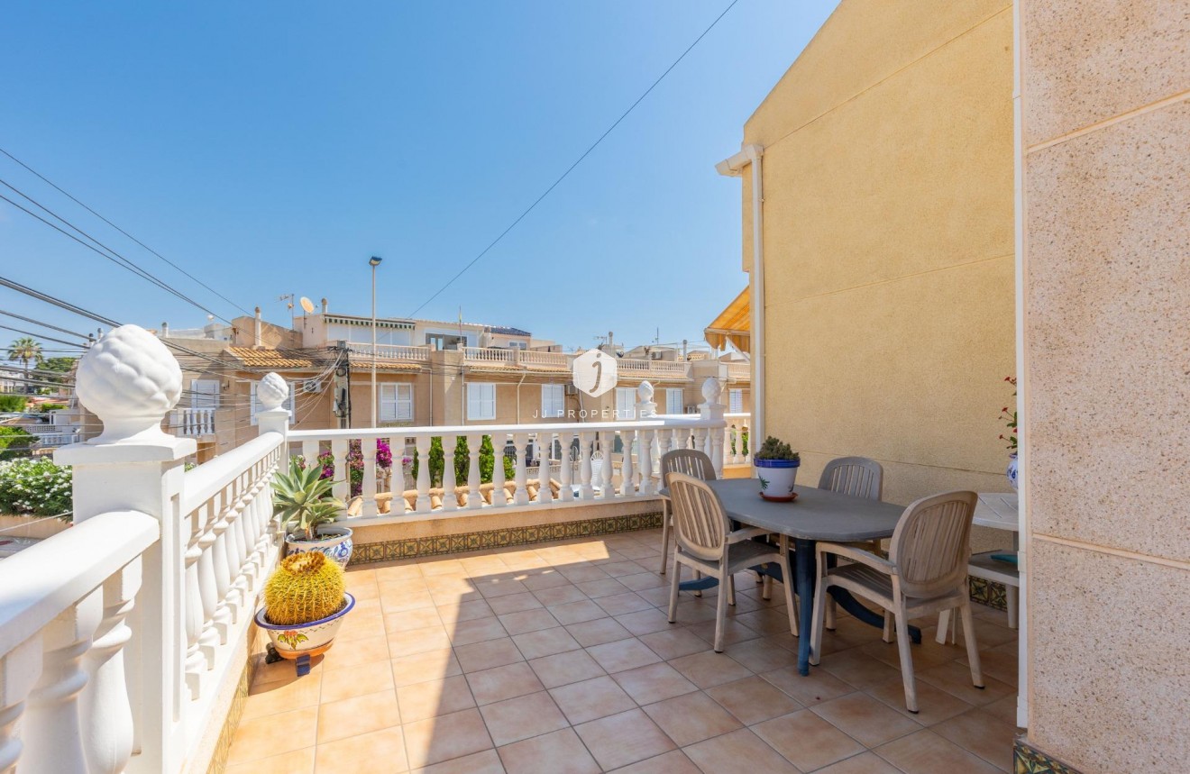 Tweedehands - Chalet -
Torrevieja - Los Frutales