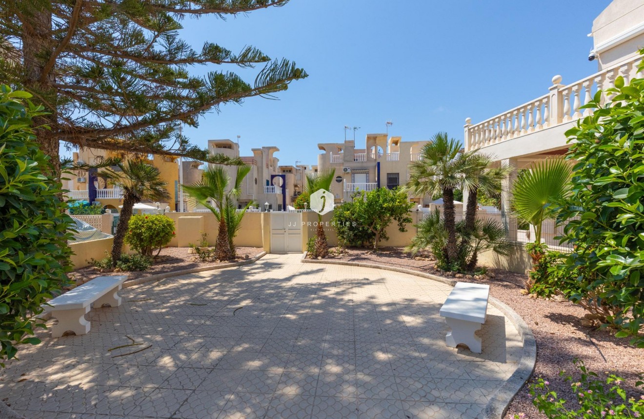 Tweedehands - Chalet -
Torrevieja - Los Frutales