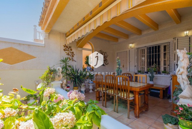 Tweedehands - Chalet -
Torrevieja - Los Frutales