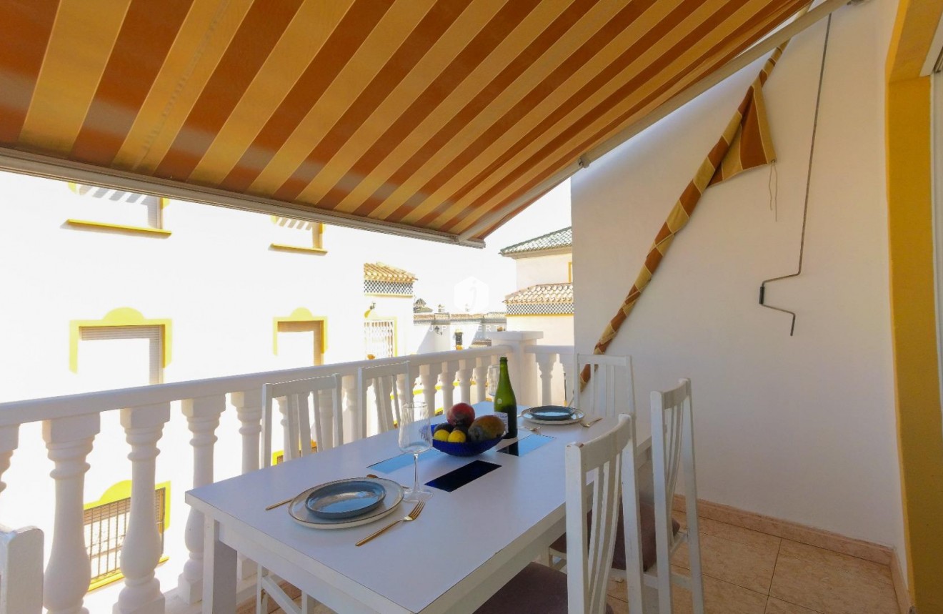 Tweedehands - Appartement / flat -
Torrevieja - La Mata