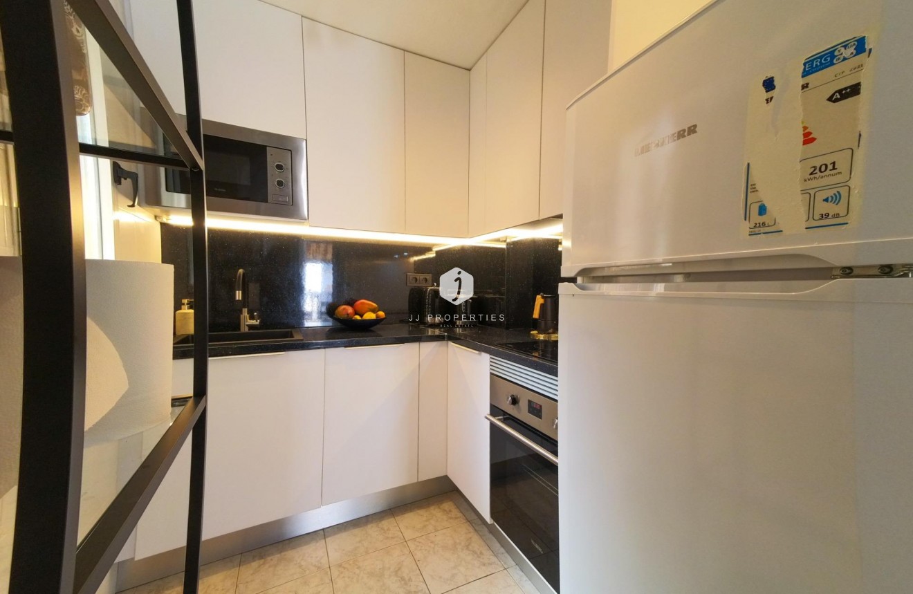 Tweedehands - Appartement / flat -
Torrevieja - La Mata