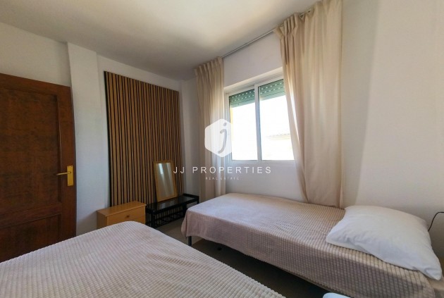 Tweedehands - Appartement / flat -
Torrevieja - La Mata