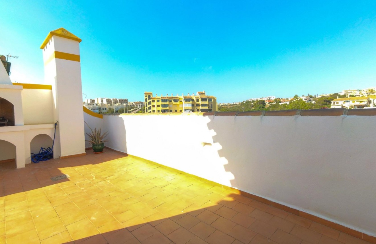 Tweedehands - Appartement / flat -
Torrevieja - La Mata