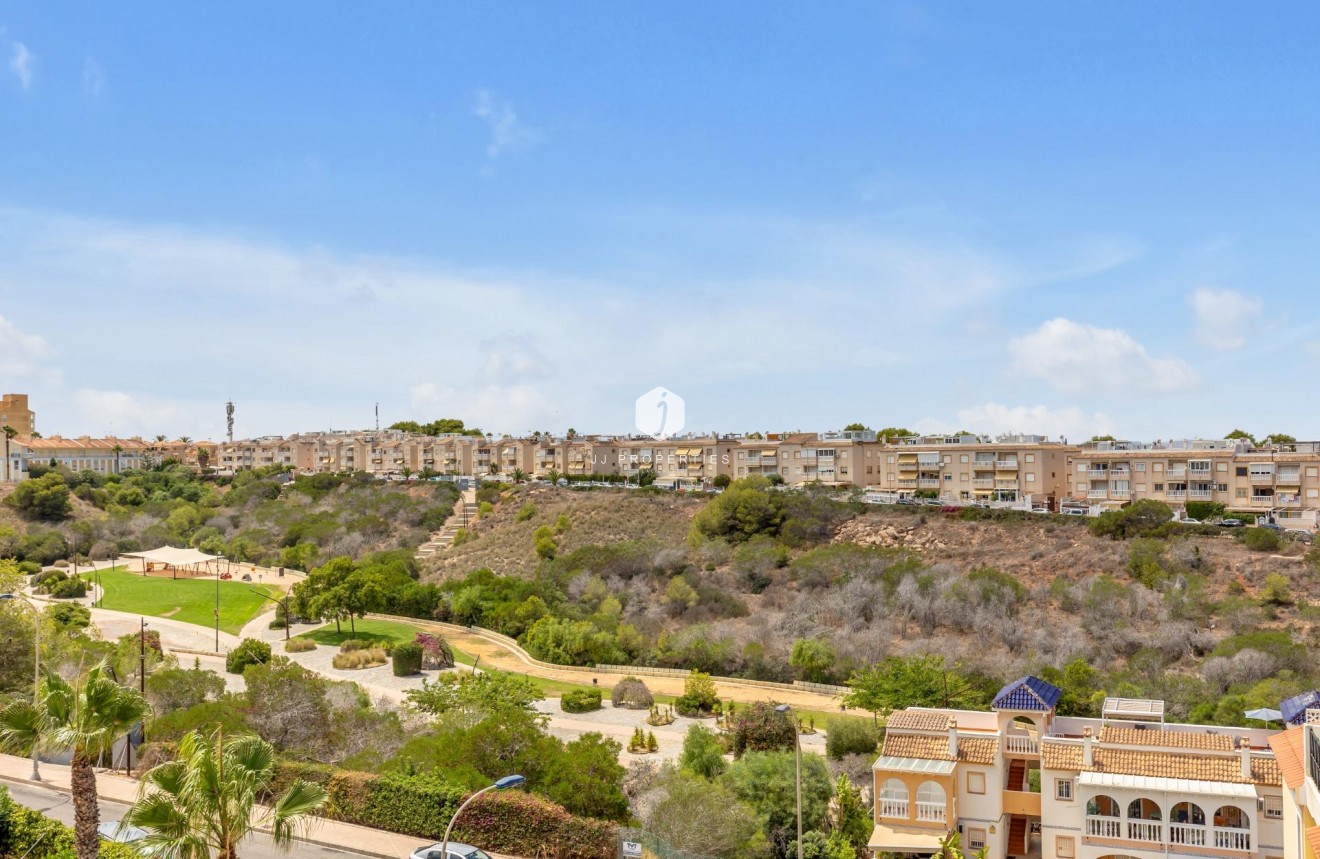 Tweedehands - Appartement / flat -
Torrevieja - Torreblanca