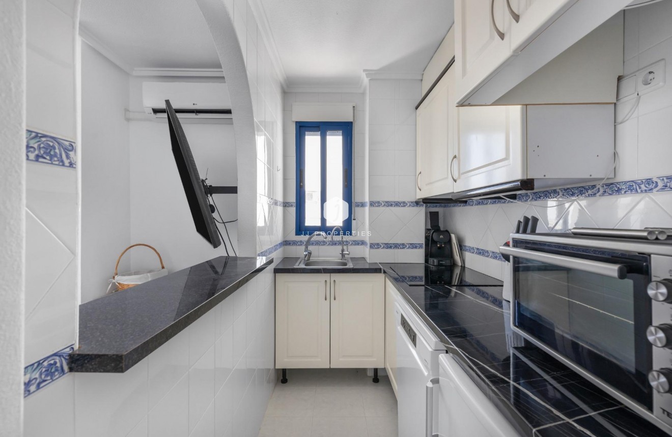 Tweedehands - Appartement / flat -
Torrevieja - Torreblanca