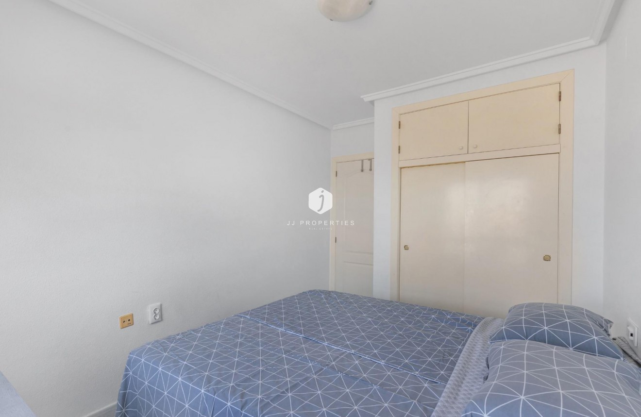 Tweedehands - Appartement / flat -
Torrevieja - Torreblanca