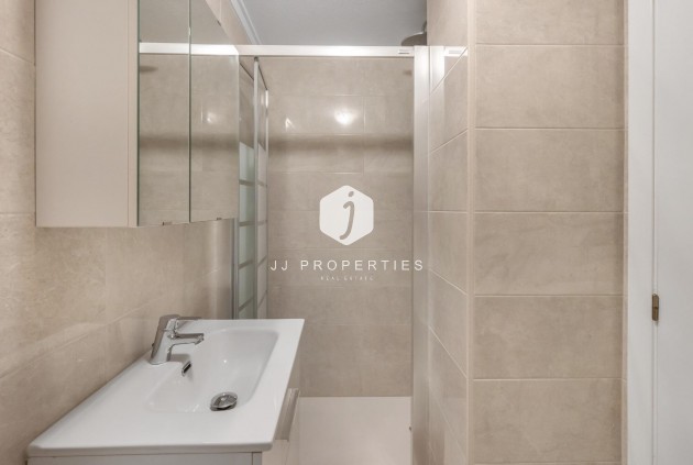 Tweedehands - Appartement / flat -
Torrevieja - Torreblanca