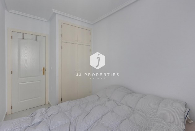 Tweedehands - Appartement / flat -
Torrevieja - Torreblanca