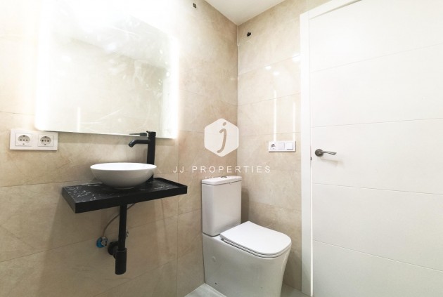 D'occasion - Appartement -
Torrevieja - Playa de los Naufragos