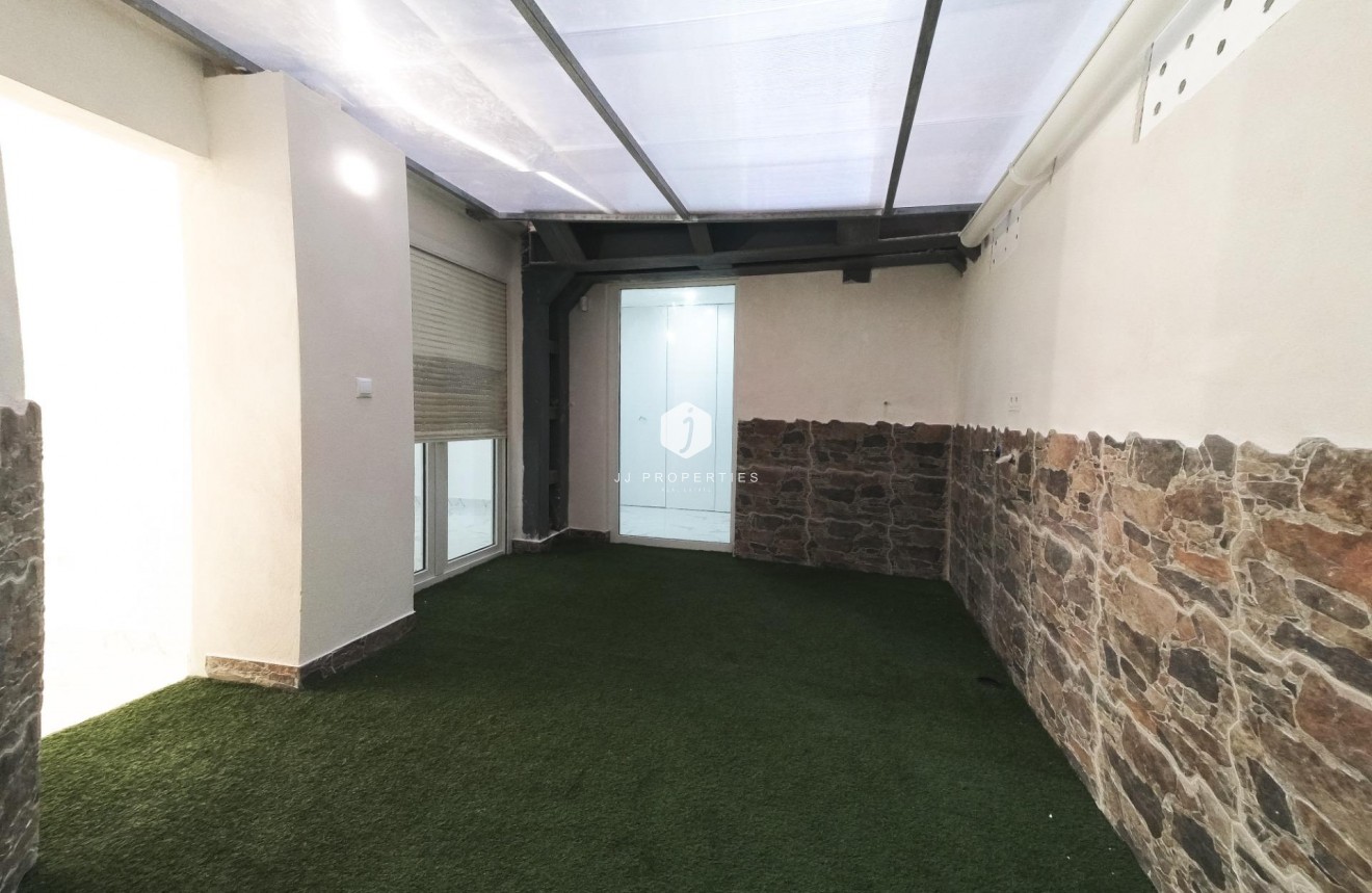 D'occasion - Appartement -
Torrevieja - Playa de los Naufragos