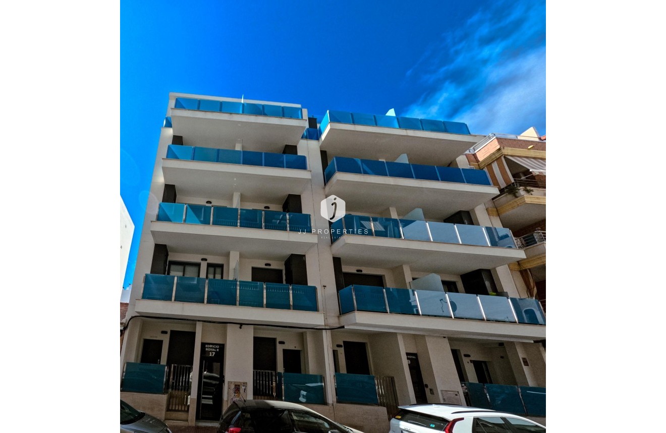 Tweedehands - Appartement / flat -
Torrevieja - Playa del Cura
