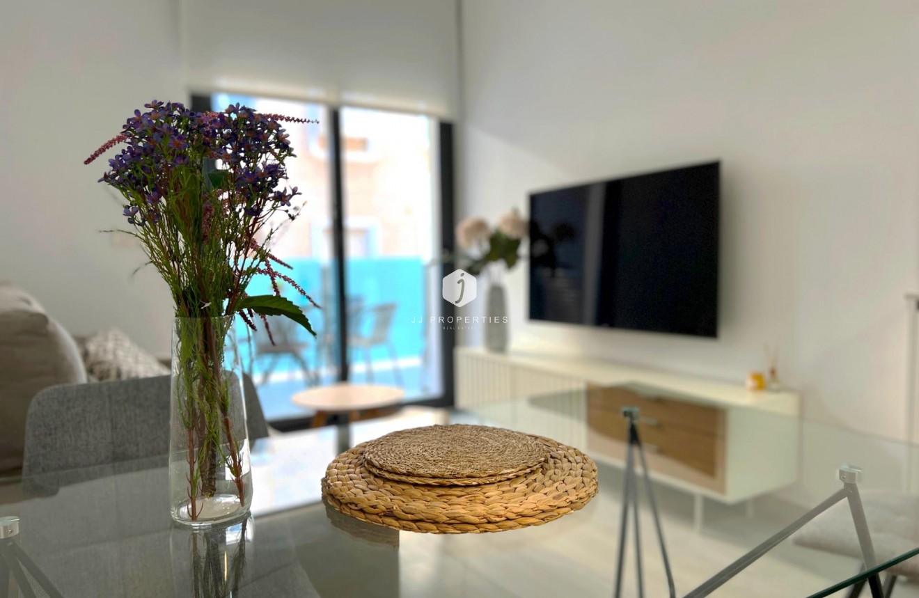 Tweedehands - Appartement / flat -
Torrevieja - Playa del Cura