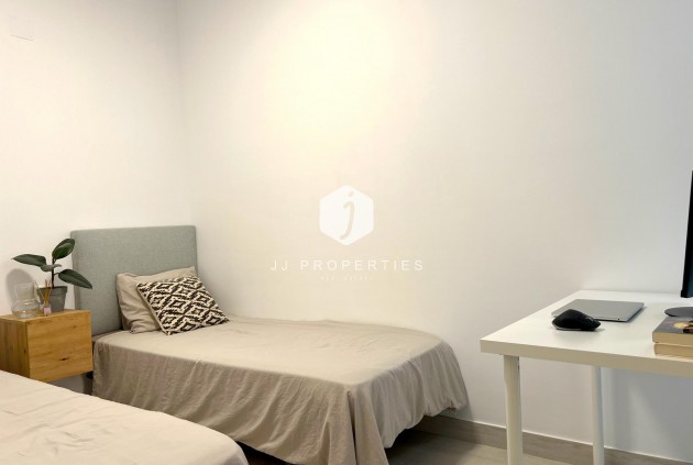 Tweedehands - Appartement / flat -
Torrevieja - Playa del Cura