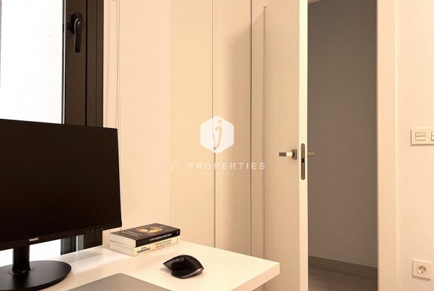 Tweedehands - Appartement / flat -
Torrevieja - Playa del Cura