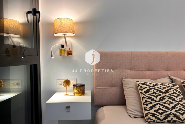 Tweedehands - Appartement / flat -
Torrevieja - Playa del Cura