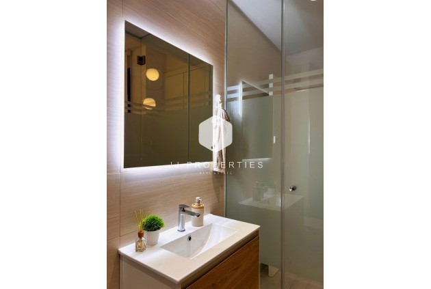 Tweedehands - Appartement / flat -
Torrevieja - Playa del Cura