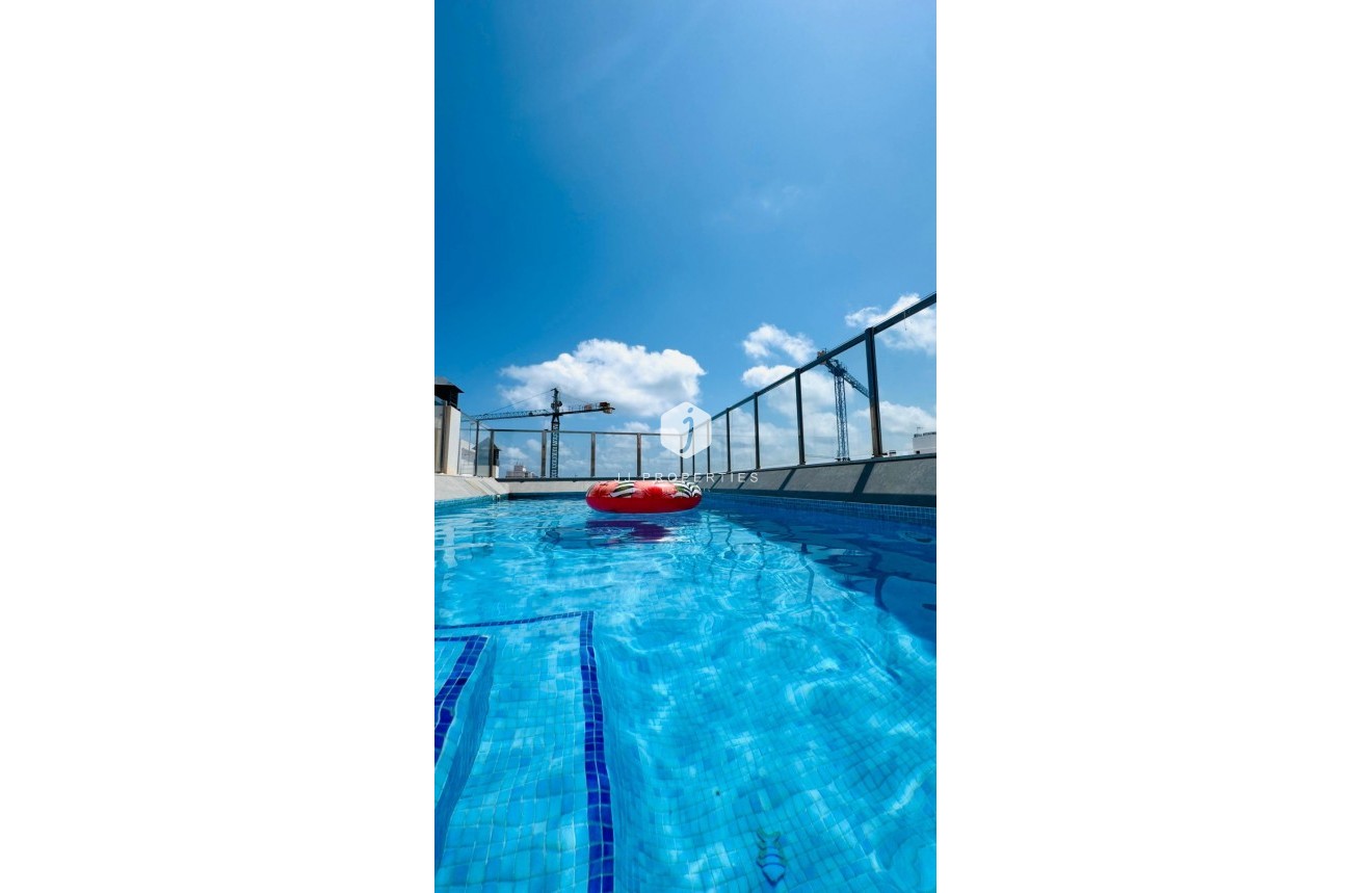 Tweedehands - Appartement / flat -
Torrevieja - Playa del Cura