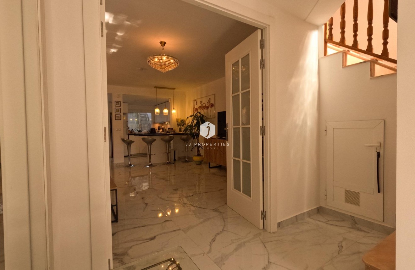 Tweedehands - Chalet -
Torrevieja - El Acequión - Los Náufragos