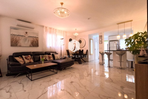 Tweedehands - Chalet -
Torrevieja - El Acequión - Los Náufragos