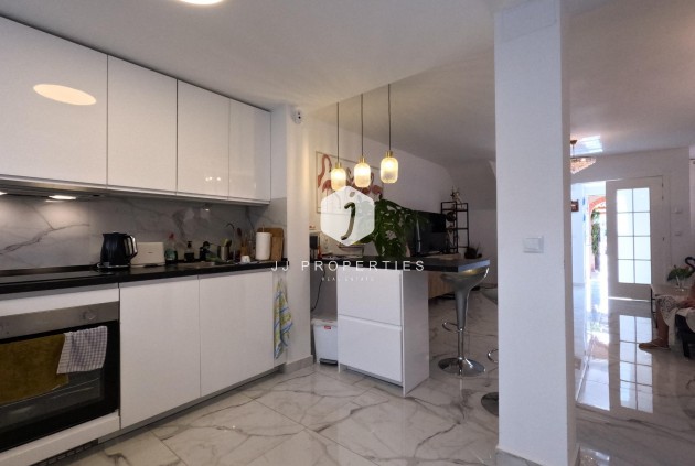 Tweedehands - Chalet -
Torrevieja - El Acequión - Los Náufragos