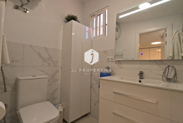 Tweedehands - Chalet -
Torrevieja - El Acequión - Los Náufragos