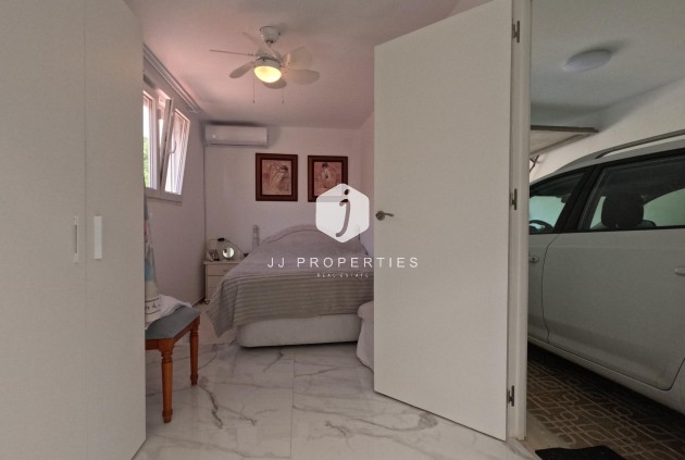 Tweedehands - Chalet -
Torrevieja - El Acequión - Los Náufragos