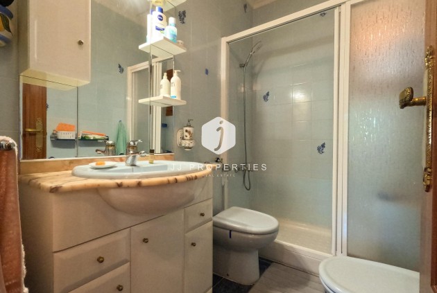 Tweedehands - Chalet -
Torrevieja - El Acequión - Los Náufragos