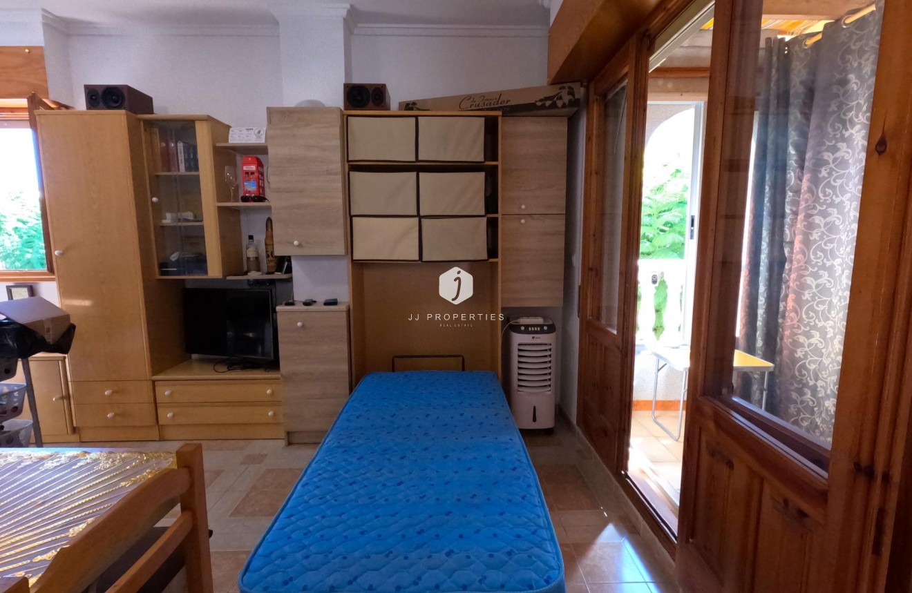 Aus zweiter Hand - Wohnung -
Torrevieja - Playa del Cura