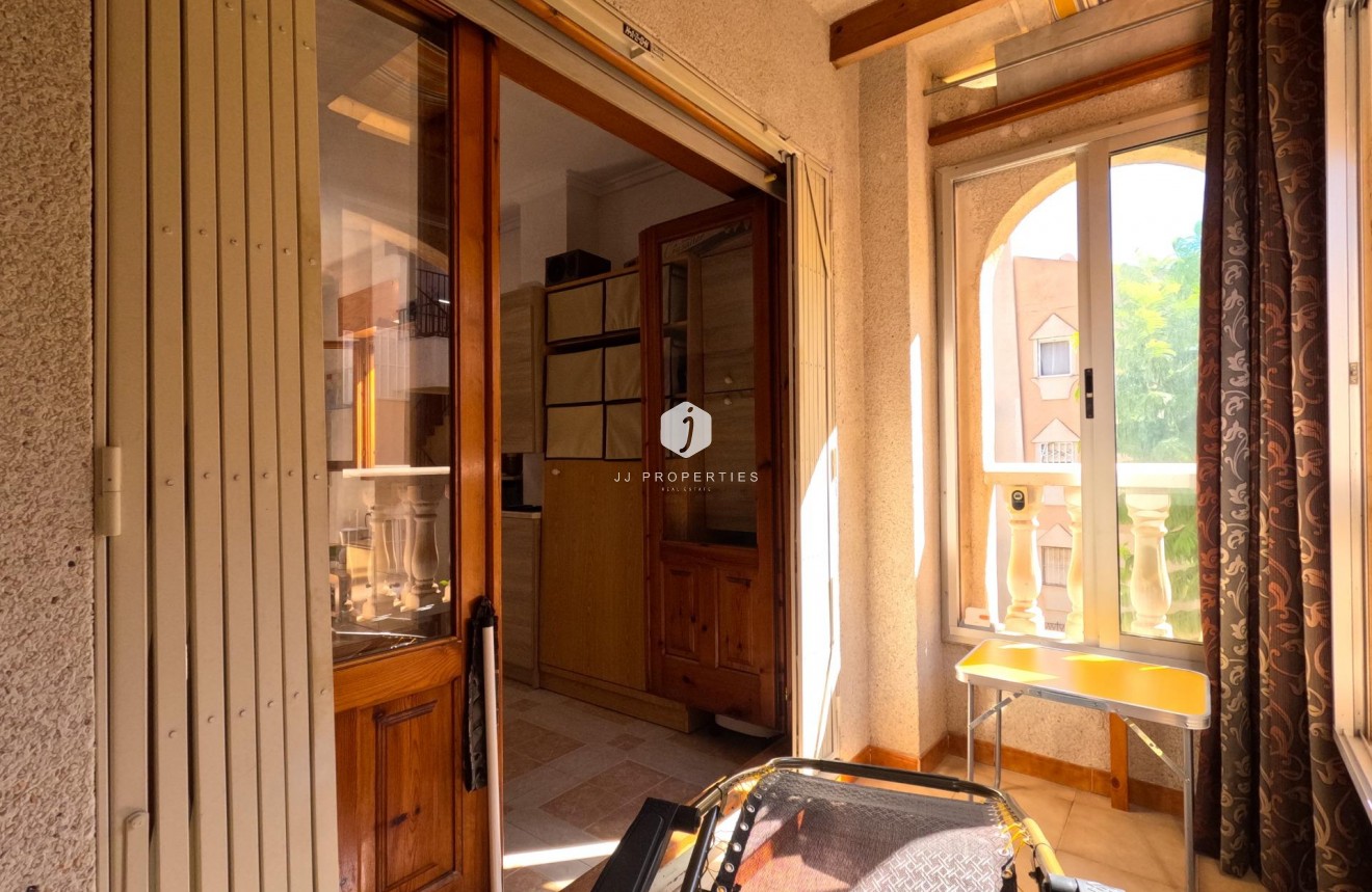 Aus zweiter Hand - Wohnung -
Torrevieja - Playa del Cura