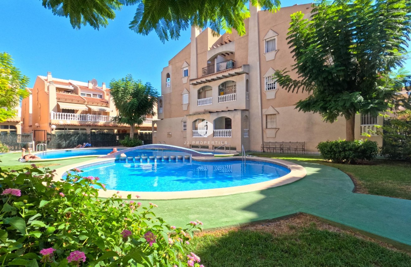 Aus zweiter Hand - Wohnung -
Torrevieja - Playa del Cura