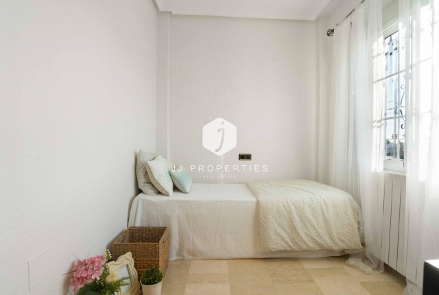 Tweedehands - Chalet -
Orihuela Costa - La Florida